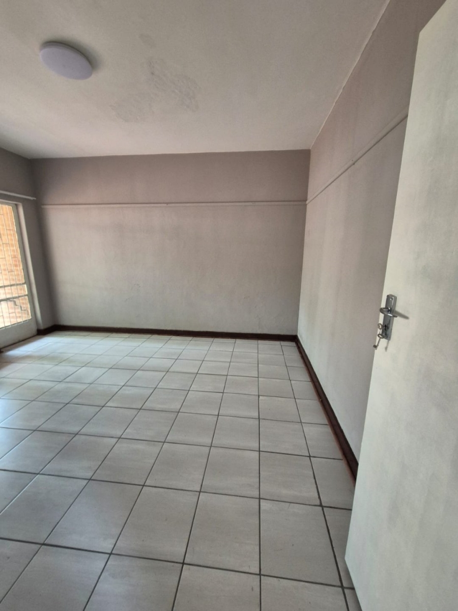 To Let 1 Bedroom Property for Rent in Navalsig Free State